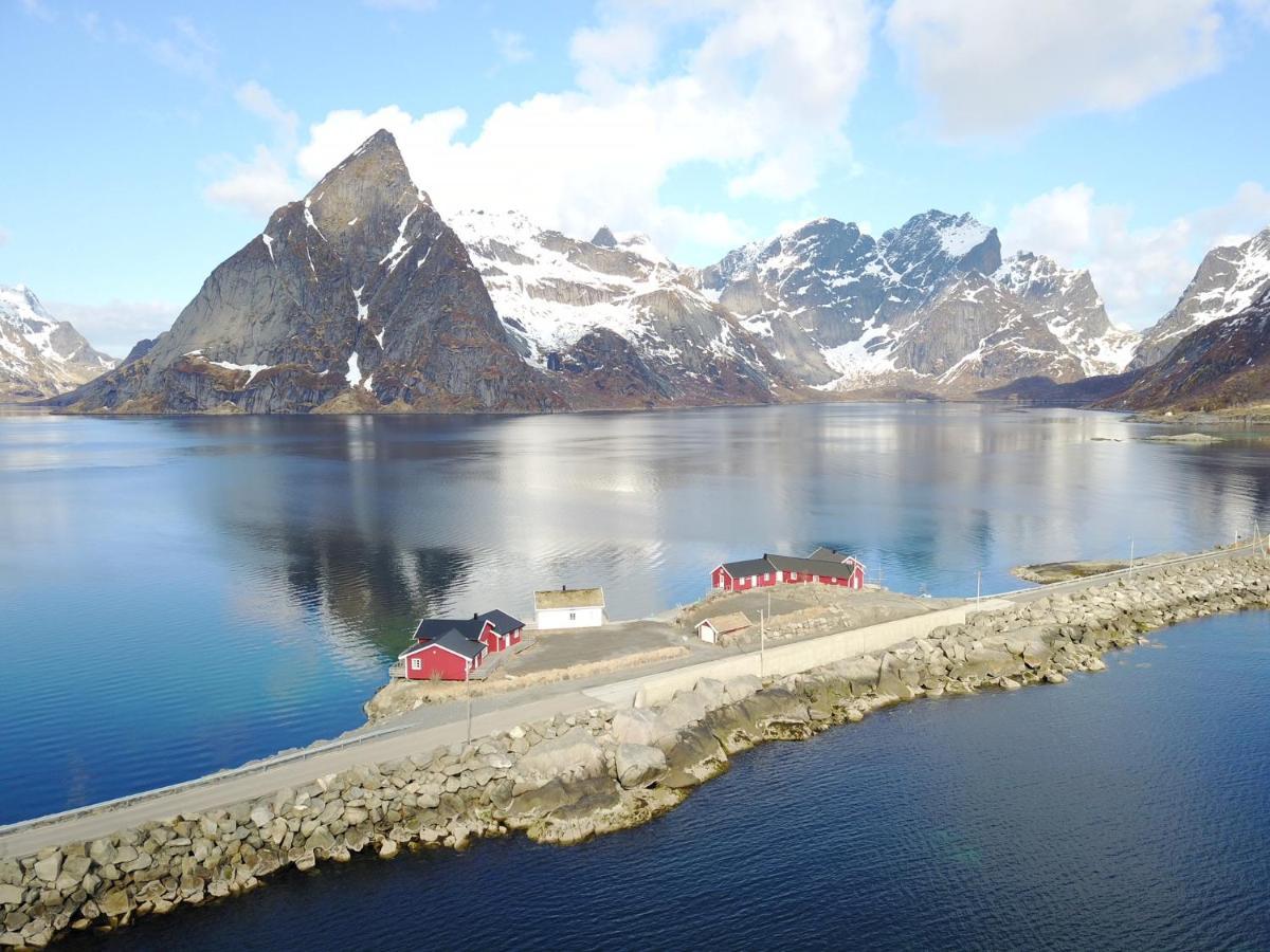 Hotel Toppoy Rorbuer Reine Exteriér fotografie