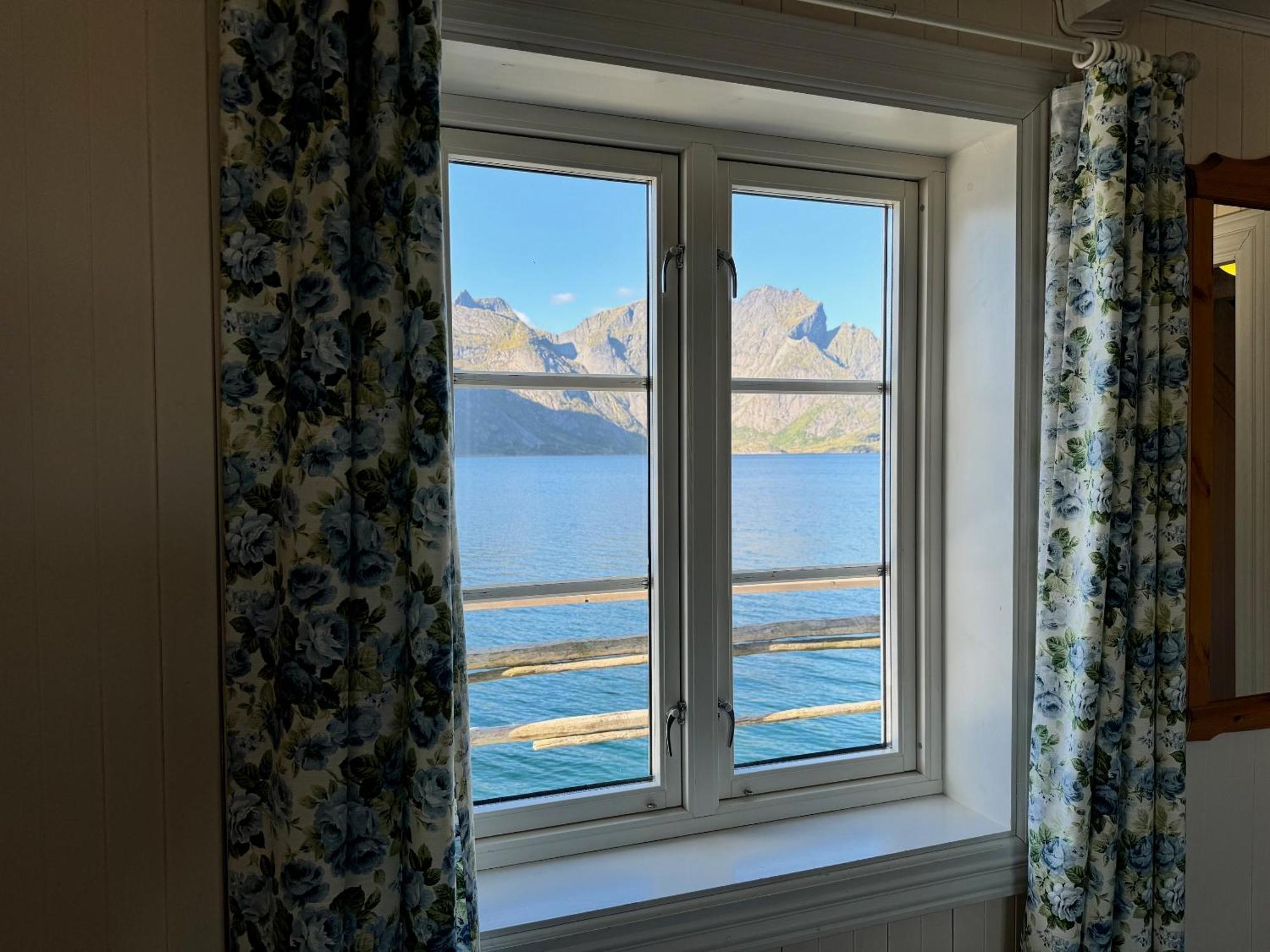 Toppoy Rorbuer Reine Exteriér fotografie