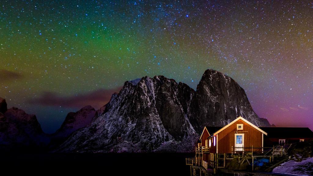 Hotel Toppoy Rorbuer Reine Exteriér fotografie